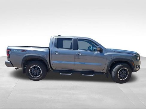 Certified 2025 Nissan Frontier PRO-4X w/ Tow Package AWD/4WD image 9