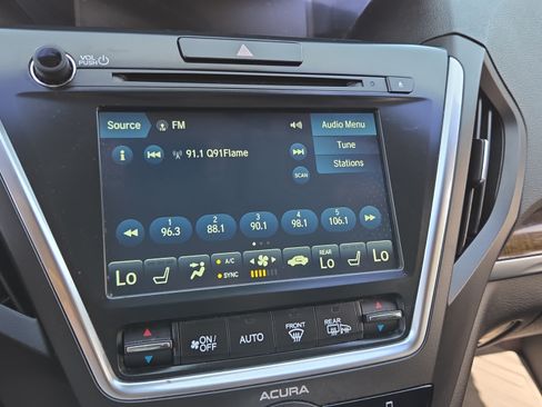 Used 2018 Acura MDX SH-AWD image 26