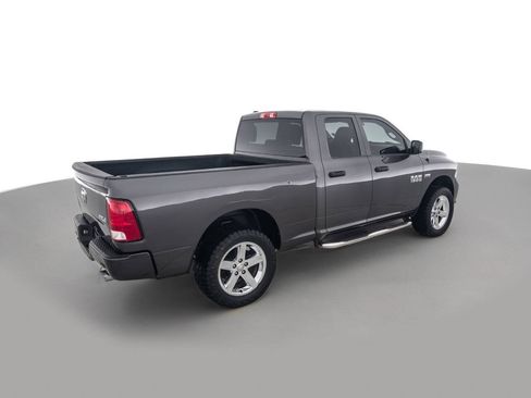 Used 2018 RAM 1500 Express w/ Express Value Package AWD/4WD image 5