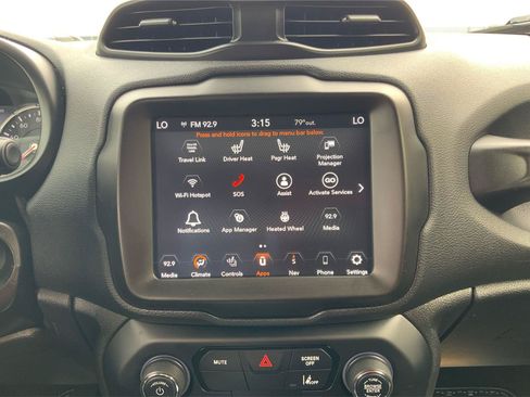 Used 2022 Jeep Renegade Latitude w/ Convenience Group AWD/4WD image 13