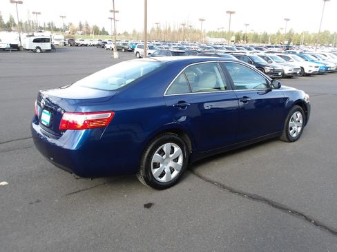 Used 2008 Toyota Camry LE image 5