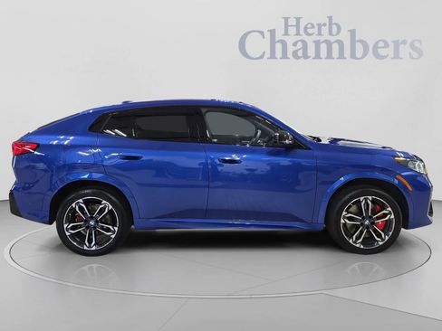 Used 2026 BMW X2 xDrive28i w/ Technology Package AWD/4WD image 11