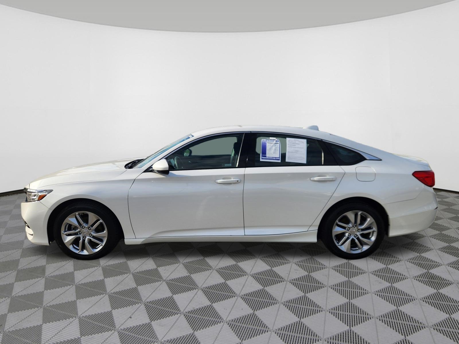 Used 2019 Honda Accord LX image 5