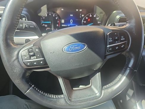 Used 2020 Ford Explorer XLT w/ Equipment Group 202A AWD/4WD image 6