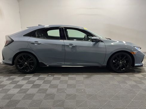 Used 2018 Honda Civic Sport Touring image 4