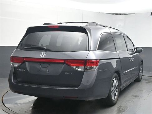 Used 2016 Honda Odyssey Touring Elite image 7