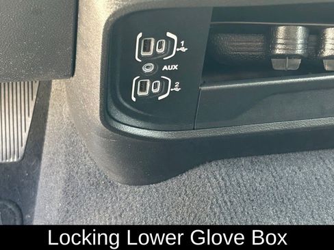 Used 2024 RAM 2500 Big Horn image 23