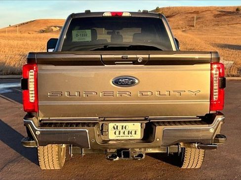 Used 2025 Ford F250 Lariat w/ Chrome Package image 6