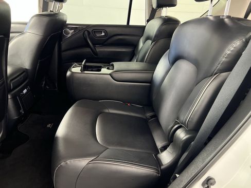 Used 2024 INFINITI QX80 Luxe image 25