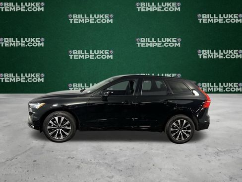 Used 2025 Volvo XC60 B5 Plus image 10