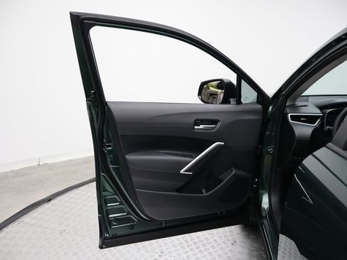 Certified 2026 Toyota Corolla Cross XLE image 16