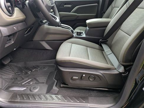 New 2026 Chevrolet Colorado ZR2 w/ Technology Package image 10