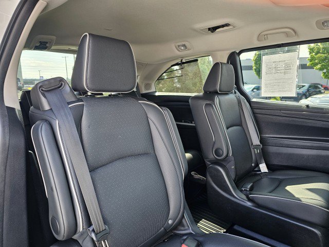 Used 2025 Honda Odyssey Elite image 14