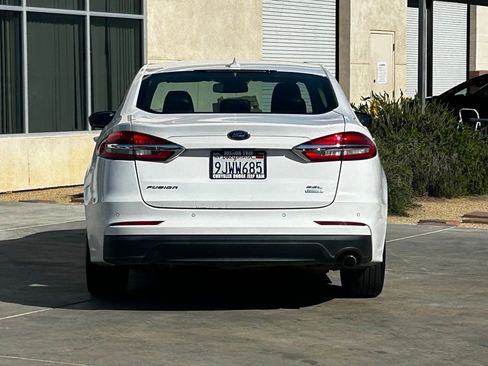 Used 2020 Ford Fusion SEL FWD image 7