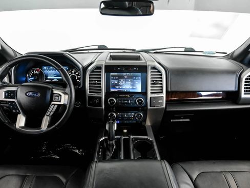 Used 2015 Ford F150 Platinum w/ Equipment Group 701A Luxury image 13