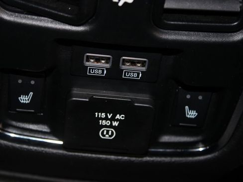 Used 2015 Jeep Grand Cherokee Limited image 33