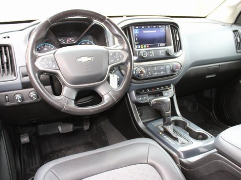 Used 2019 Chevrolet Colorado Z71 image 4