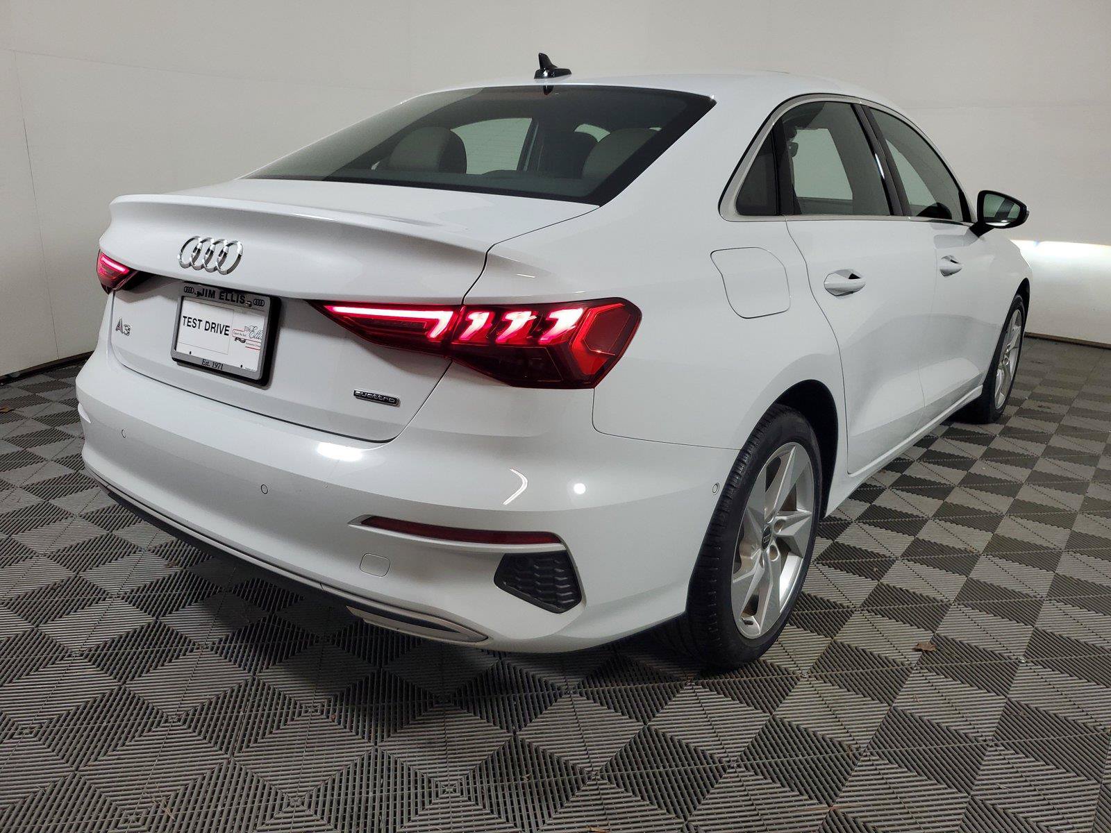 Used 2024 Audi A3 2.0T Premium AWD/4WD image 6