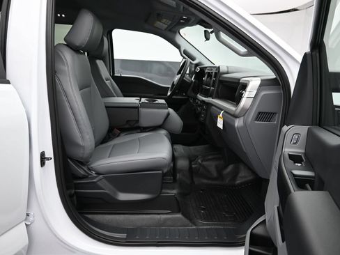 New 2026 Ford F250 XL w/ XL Chrome Package AWD/4WD image 29