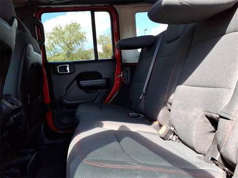 Certified 2024 Jeep Wrangler Unlimited Rubicon image 13