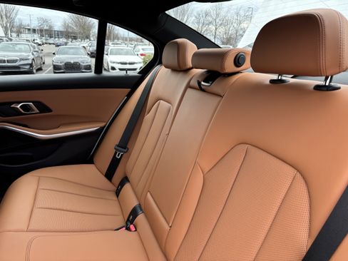 Certified 2024 BMW 330i xDrive Sedan w/ Premium Package image 33