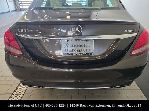 Used 2016 Mercedes-Benz C 300 4MATIC Sedan image 6