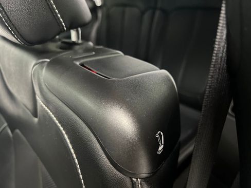 Used 2024 Jeep Grand Cherokee L Limited w/ Luxury Tech Group II image 16