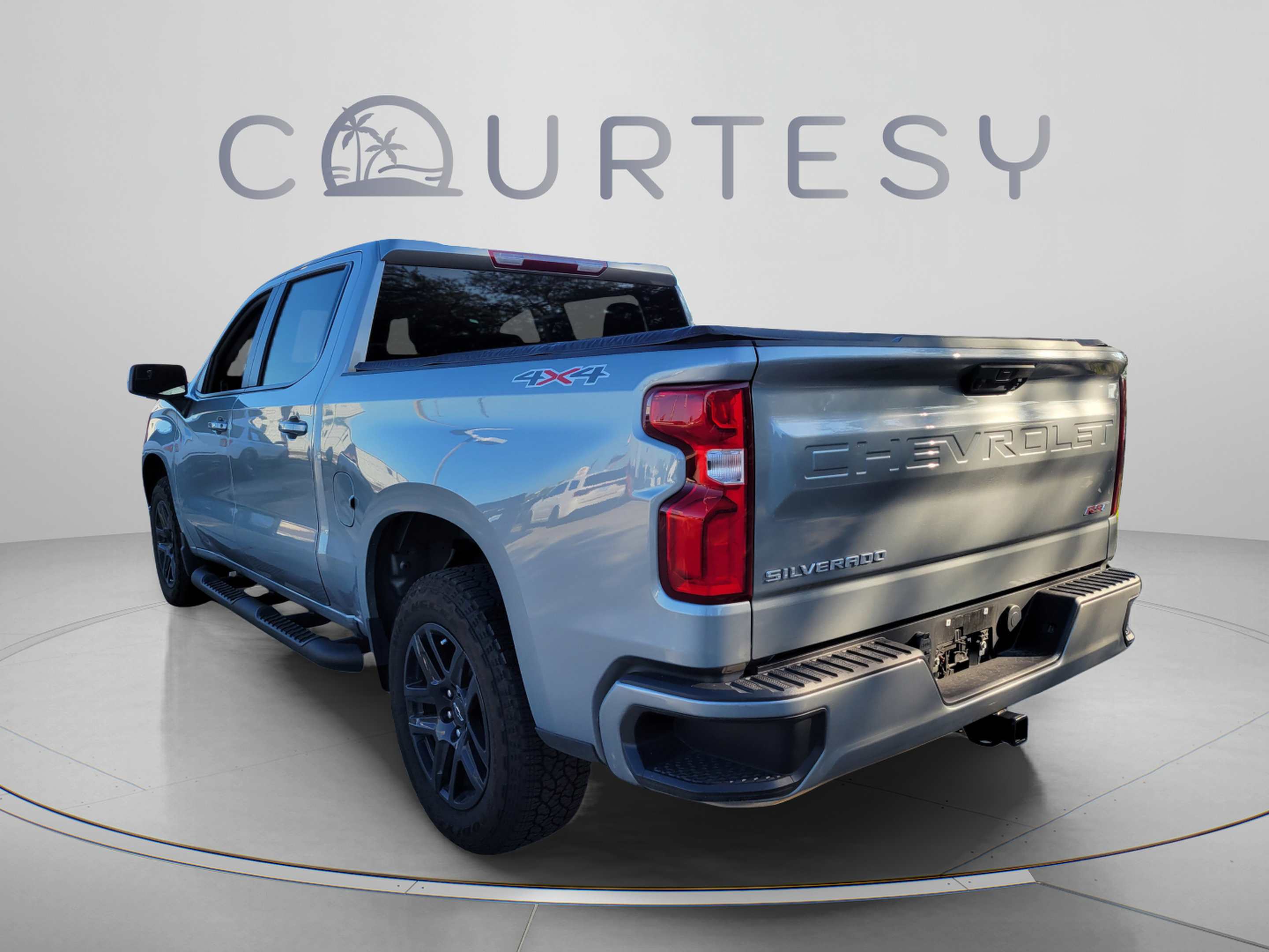 Used 2026 Chevrolet Silverado 1500 RST w/ RST Select Package AWD/4WD image 2