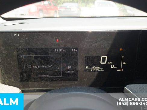 Used 2025 Nissan Kicks SV FWD image 12