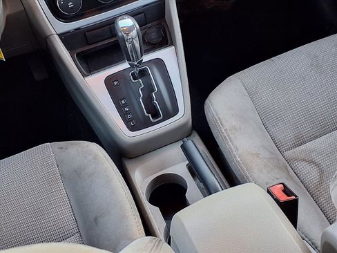 Used 2010 Dodge Caliber Mainstreet image 8