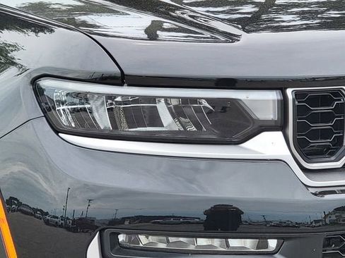 New 2026 Jeep Grand Cherokee L Limited AWD/4WD image 16