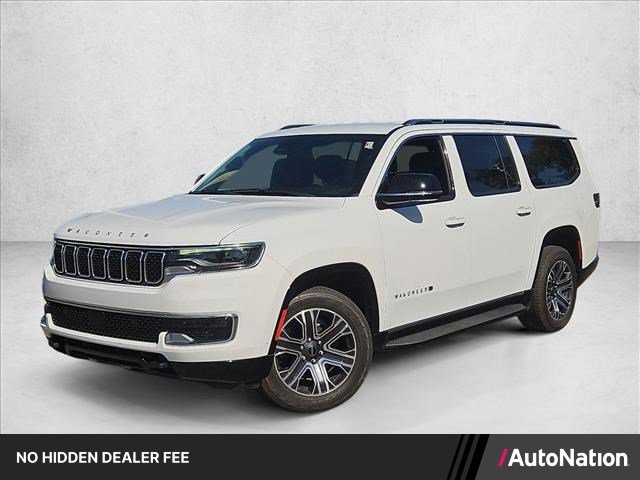 Used 2025 Jeep Wagoneer L 4WD w/ HD Trailer Tow Package image 1