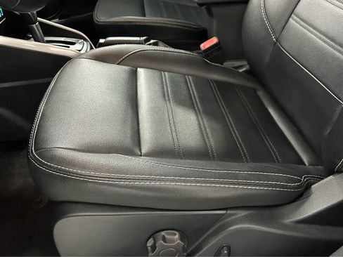 Used 2022 Ford EcoSport Titanium image 18