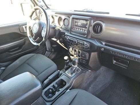 Used 2019 Jeep Wrangler Unlimited Sport S image 14