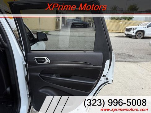 Used 2018 Jeep Grand Cherokee Limited AWD/4WD image 34