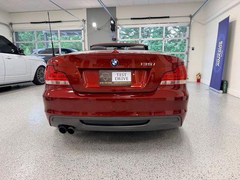 Used 2012 BMW 135i Convertible RWD image 20