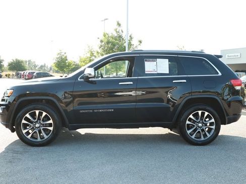 Used 2018 Jeep Grand Cherokee Limited AWD/4WD image 9