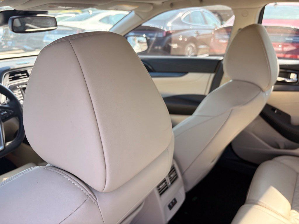 Used 2019 Nissan Maxima Platinum w/ Sport Mat Group FWD image 26