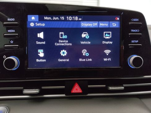 Used 2021 Hyundai Elantra SEL w/ Convenience + Premium Package FWD image 25