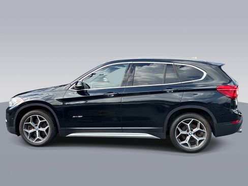 Used 2017 BMW X1 xDrive28i AWD/4WD image 4