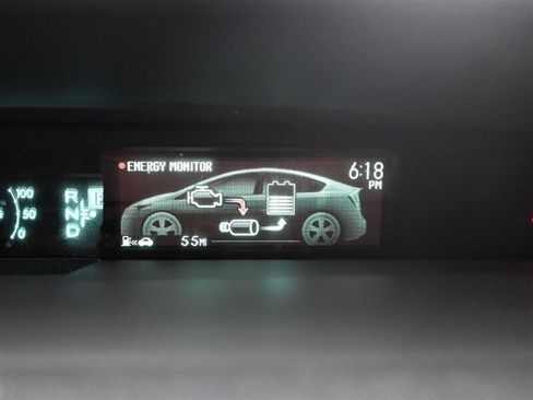 Used 2013 Toyota Prius Two image 14