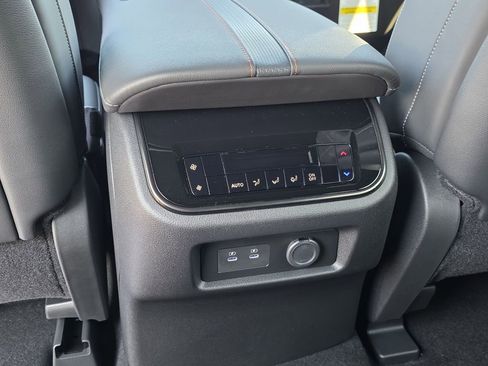 New 2025 Nissan Armada PRO-4X image 18