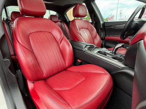 Used 2019 Maserati Ghibli RWD image 20
