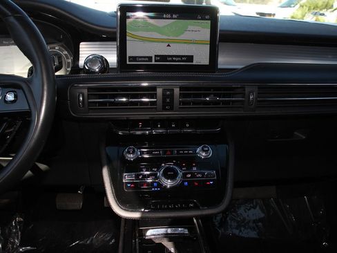 Certified 2021 Lincoln Corsair FWD w/ Premium Package image 13