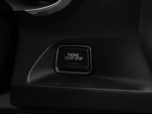 Used 2019 Chevrolet Camaro SS image 27