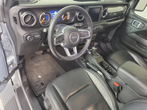 Used 2021 Jeep Wrangler Unlimited Sahara AWD/4WD image 11