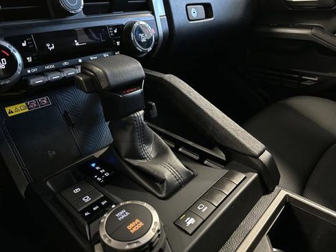 Used 2024 Toyota Tacoma TRD Sport w/ TRD Sport Premium Package image 21