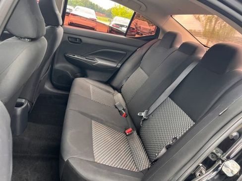 Used 2020 Nissan Versa S FWD image 18