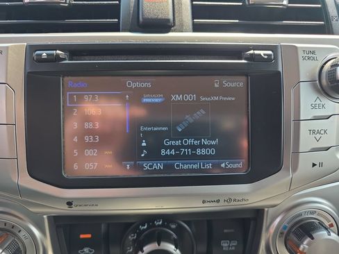 Used 2017 Toyota 4Runner SR5 AWD/4WD image 20