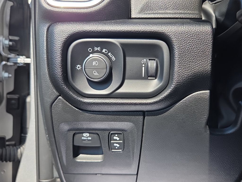 Used 2026 RAM 1500 Big Horn AWD/4WD image 29